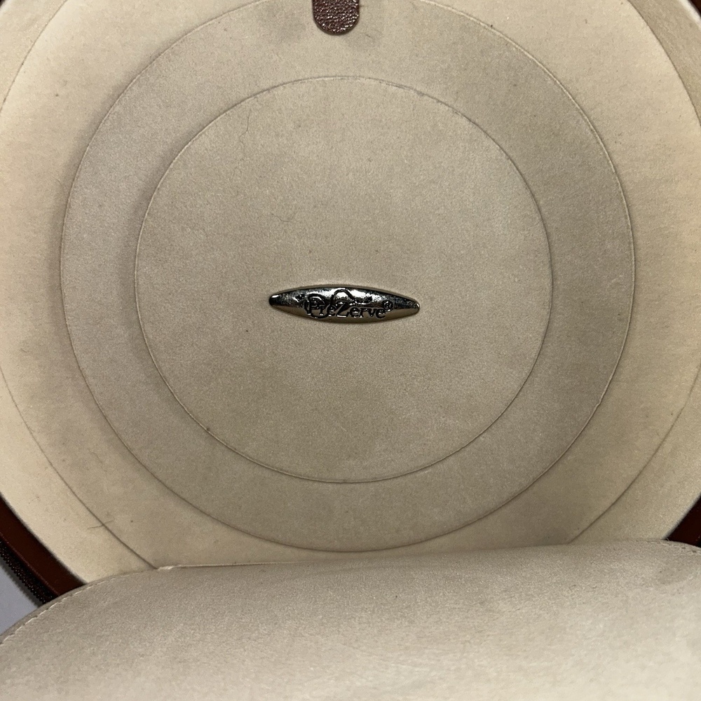 PreZerve Traveling Leather Look  Zip Up Jewelry Case, Multi‎ Sections, Hard Case - Picture 6 of 7